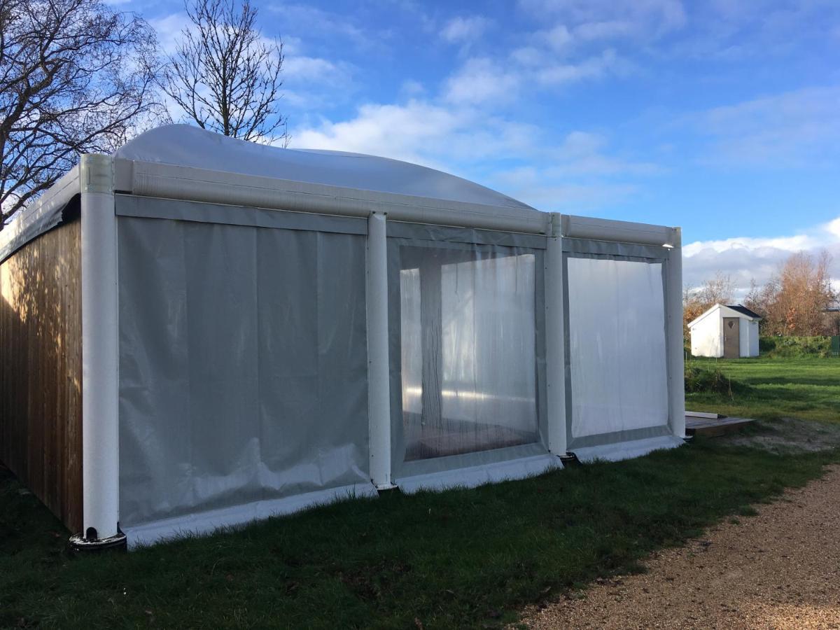 Safaritent Glamping Tent Nabij Sint Maartenszee Hotel Sint Maartensvlotbrug Bagian luar foto