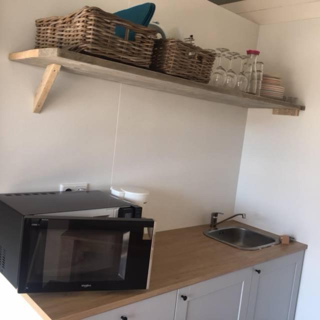 Safaritent Glamping Tent Nabij Sint Maartenszee Hotel Sint Maartensvlotbrug Bagian luar foto